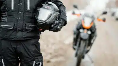 Les accessoires de moto incontournables pour chaque motard